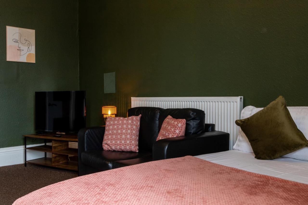 Digbeth City Centre Apartment Sleeps 12 Opposite Coach Station Birmingham Eksteriør billede