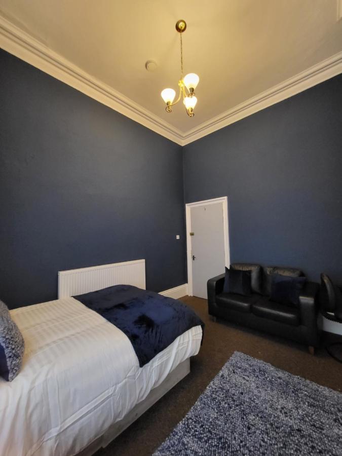 Digbeth City Centre Apartment Sleeps 12 Opposite Coach Station Birmingham Eksteriør billede