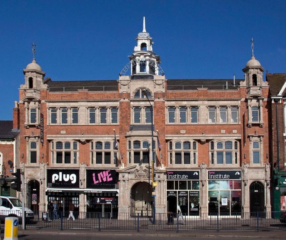 Digbeth City Centre Apartment Sleeps 12 Opposite Coach Station Birmingham Eksteriør billede