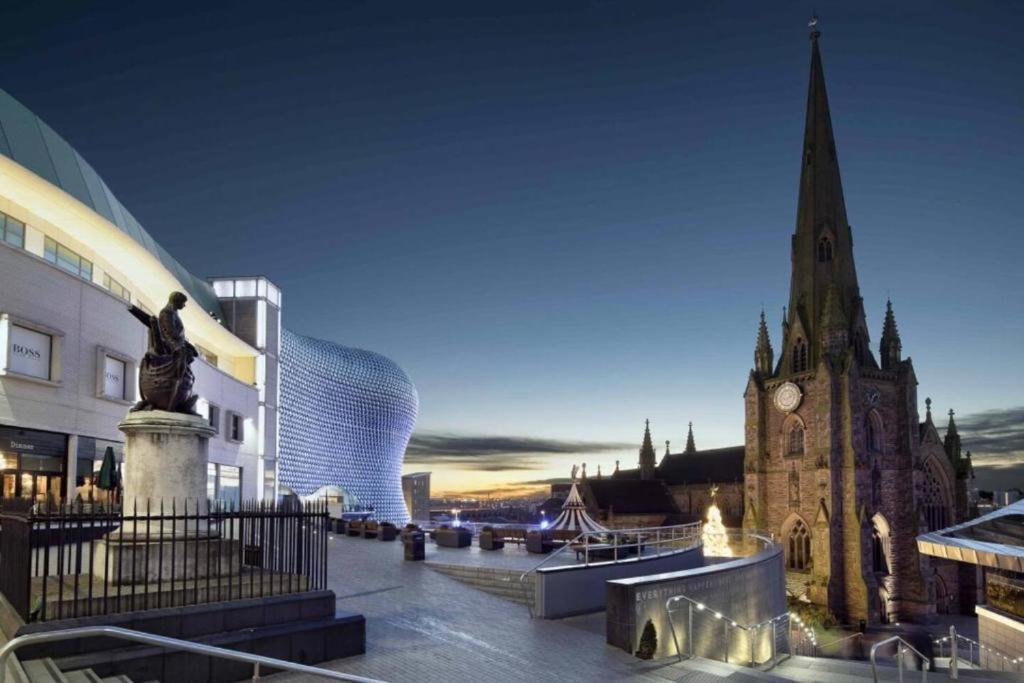 Digbeth City Centre Apartment Sleeps 12 Opposite Coach Station Birmingham Eksteriør billede